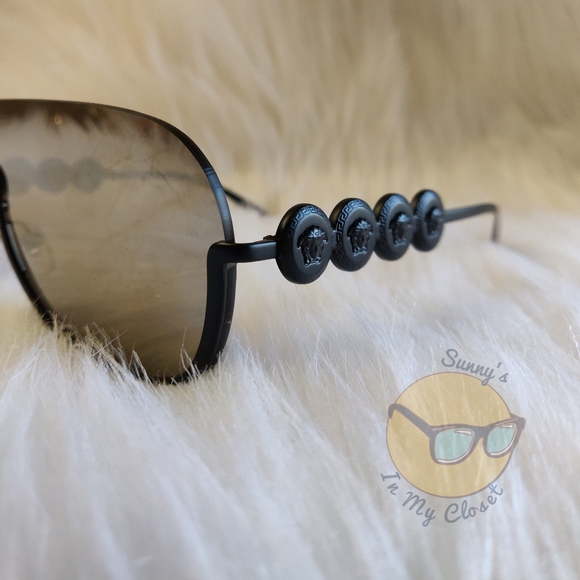 Versace Medusa Sunglasses 😎 VE2215 Blackout Hotness🎱🔥 - Picture 4 of 7